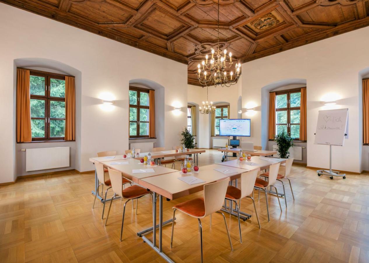 Jufa Hotel Schloss Roethelstein Admont Exterior photo