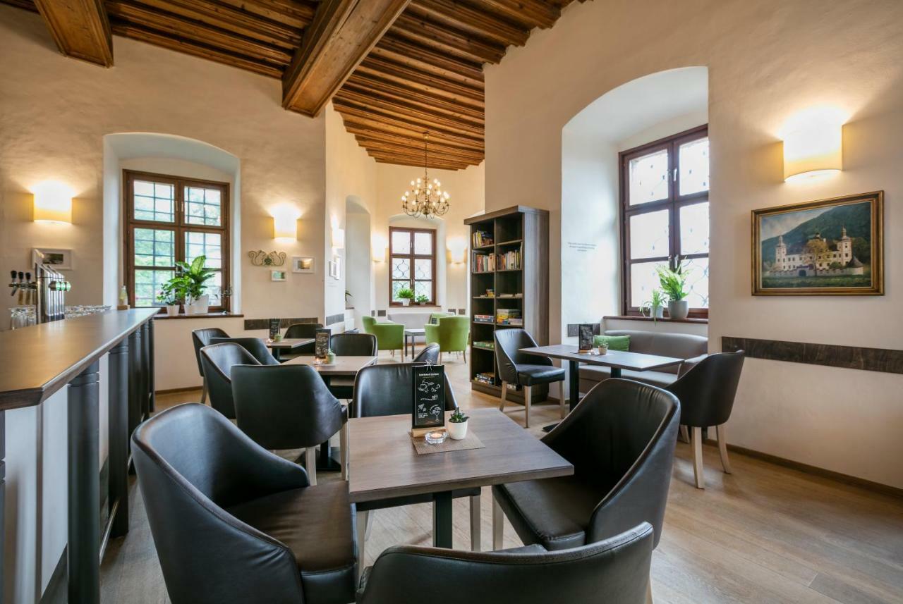 Jufa Hotel Schloss Roethelstein Admont Exterior photo